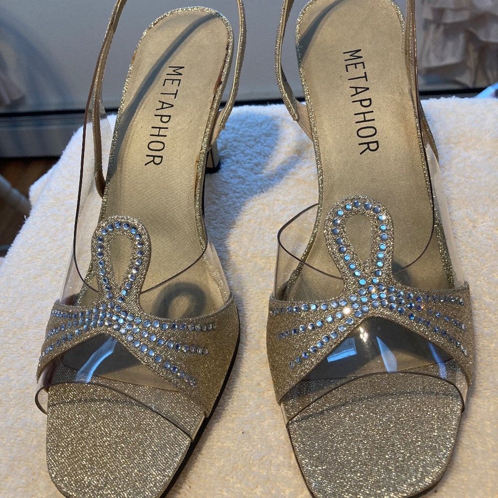 WOMENS GOLD 3”HEEL DRESS SHOES